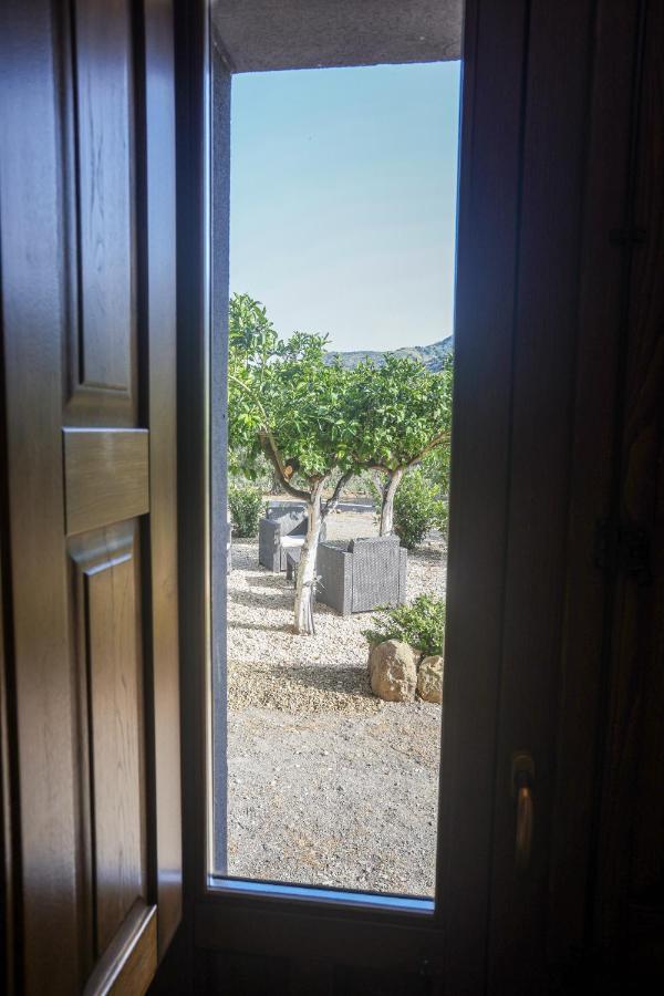 La Porta Delle Gole Hotell Motta Camastra Eksteriør bilde