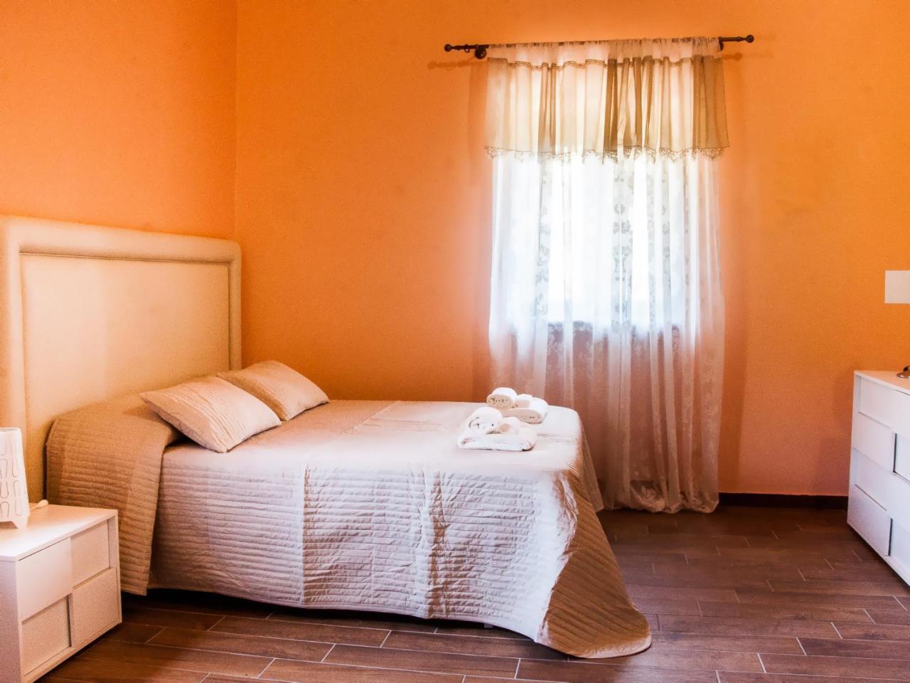 La Porta Delle Gole Hotell Motta Camastra Eksteriør bilde